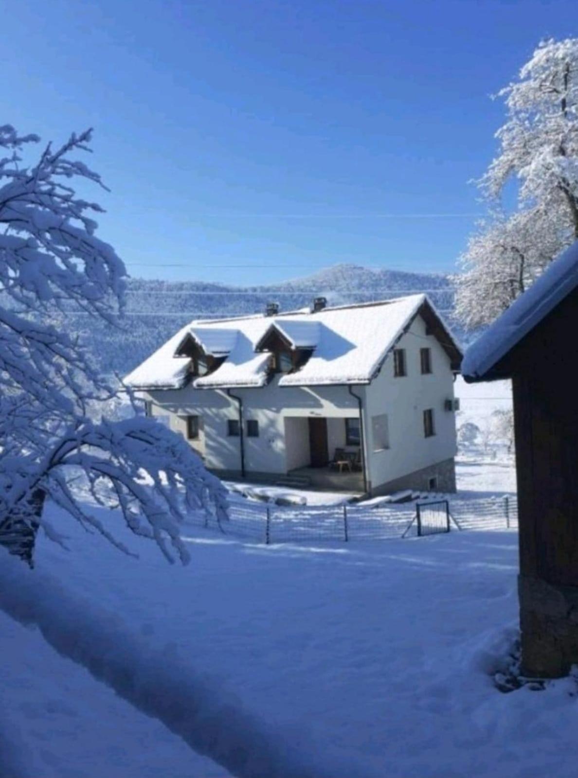 Holiday House Marija Otočac Zewnętrze zdjęcie